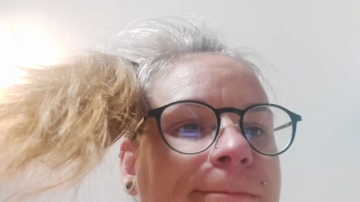 Hot_Claudia 25-07-2021 Wet 